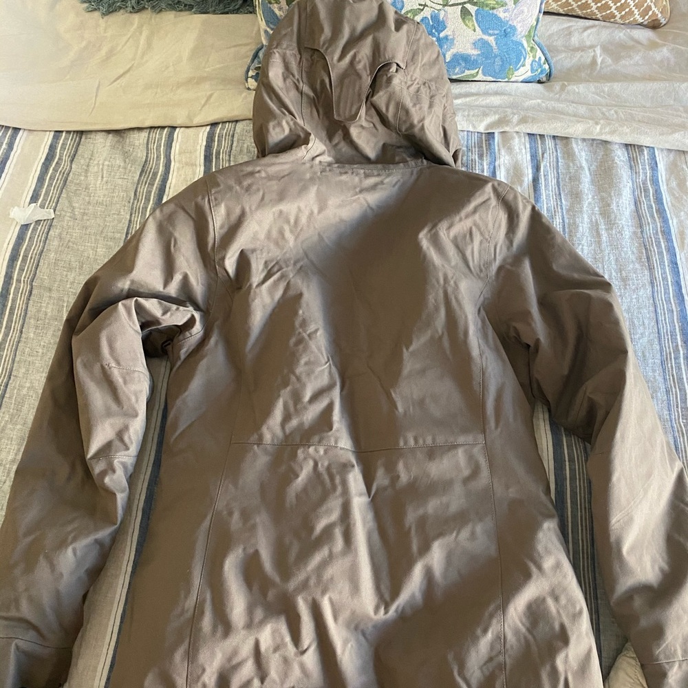 Lole ski jacket - Picture 6 of 16